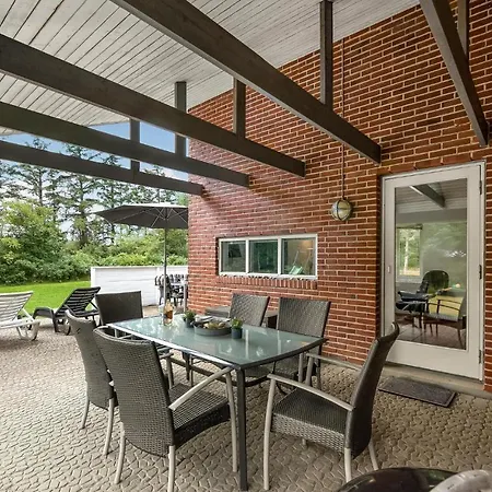 Stunning In With Kitchen *