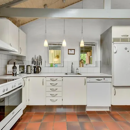 Stunning In With Kitchen Блаванн