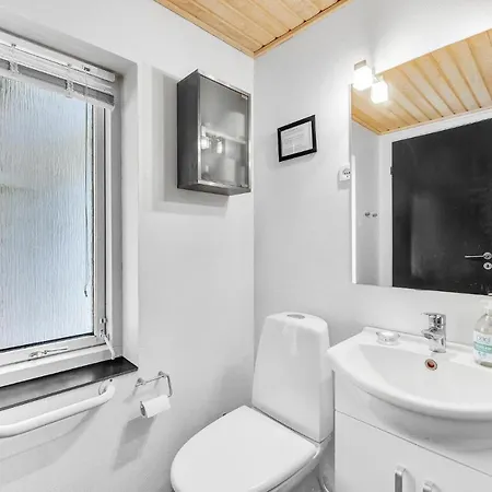 Stunning In With Kitchen